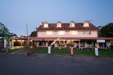 Land Of Lost Treasure - Kalgoorlie Accommodation 1