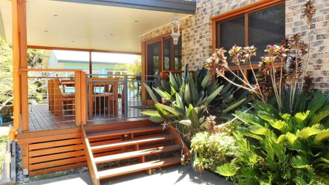 Lees By The Sea At South West Rocks - Kalgoorlie Accommodation 0