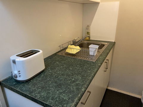 Leeton Hotel - Kalgoorlie Accommodation 1