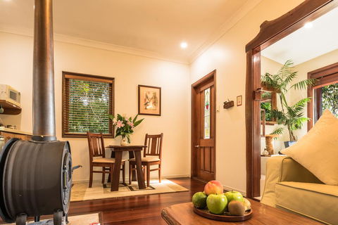 Lillypilly's Cottages & Day Spa - Kalgoorlie Accommodation 3