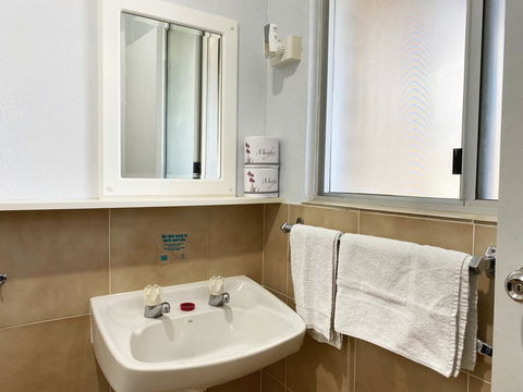 Limestone Coast Tourist Park - Kalgoorlie Accommodation 0