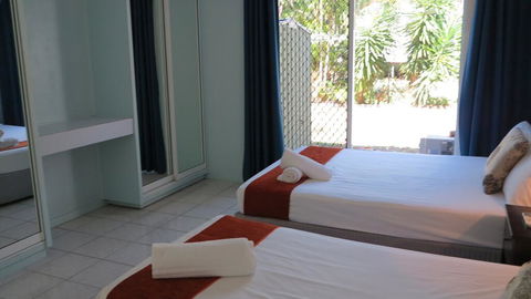 Loyang Apartments Unit 3 - Kalgoorlie Accommodation 1