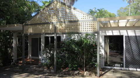 Loyang Apartments Unit 3 - Kalgoorlie Accommodation 0