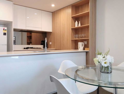 Luxury 1 Bedroom + 1 Study With 1 Parking - Kalgoorlie Accommodation 2