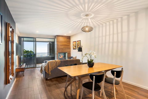 Luxury Hinterland Retreat - Family Suite With Hinterland And Ocean Views - Kalgoorlie Accommodation 3