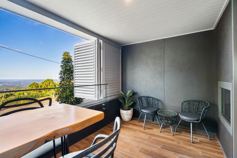 Luxury Hinterland Retreat - Family Suite With Hinterland And Ocean Views - Kalgoorlie Accommodation 1
