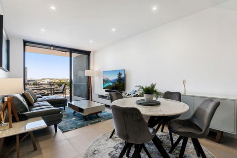 Luxury Living With Panoramic Views - Kalgoorlie Accommodation 0