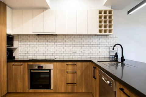 Luxury Spacious 2 Bedroom Fitzroy Apartment - Kalgoorlie Accommodation 1