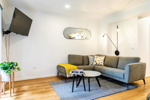 Luxury Spacious 2 Bedroom Fitzroy Apartment - Kalgoorlie Accommodation 0