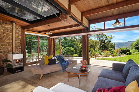 Lyra - Kangaroo Valley - Kalgoorlie Accommodation 3