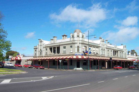 Madden's Commercial Hotel - Kalgoorlie Accommodation 0