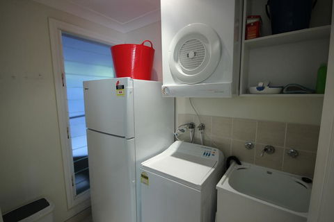 MAGIC BEACH HOUSE - PET FRIENDLY - Kalgoorlie Accommodation 2