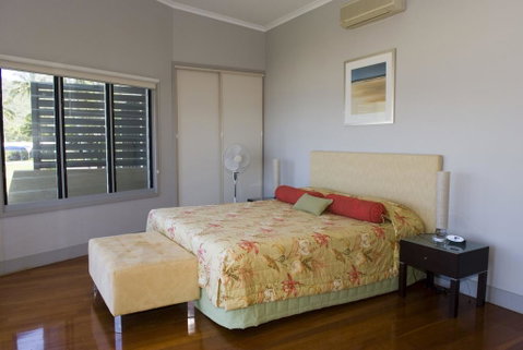 Magnetic Docks Townhouse 1 - Kalgoorlie Accommodation 1