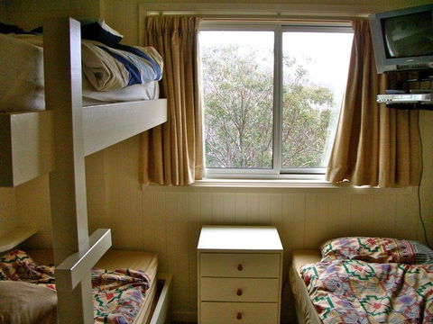 Maisonette, Falls Creek - Kalgoorlie Accommodation 2