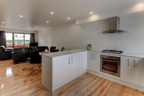 Malseeds - Kalgoorlie Accommodation 0