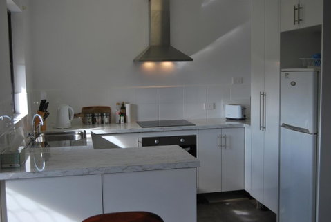 Maple Tree Cottage - Kalgoorlie Accommodation 1