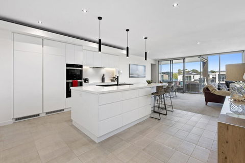 MARINA VIEW - Kalgoorlie Accommodation 0
