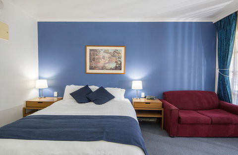 MAS Country Riverboat Lodge Motor Inn - Kalgoorlie Accommodation 2
