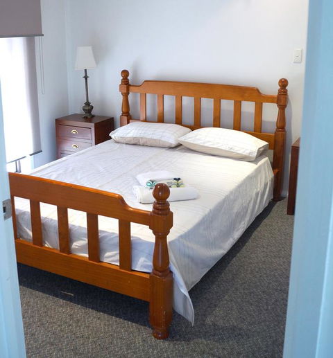 Maude St Apartments - Kalgoorlie Accommodation 3