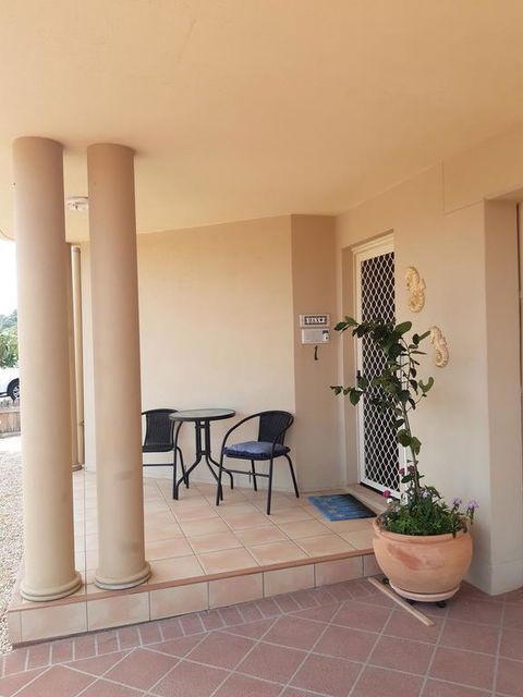 Maxs Beachside Villa - Kalgoorlie Accommodation 2