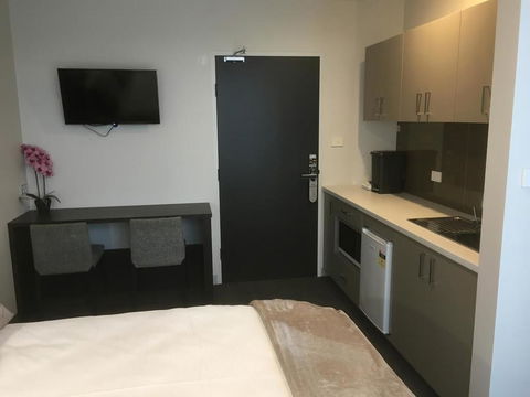 MEDISTAY - Kalgoorlie Accommodation 3