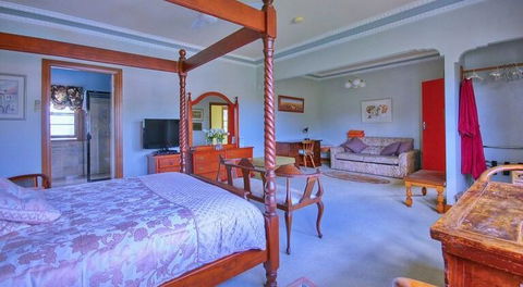 Melville House Bed And Breakfast - Kalgoorlie Accommodation 2