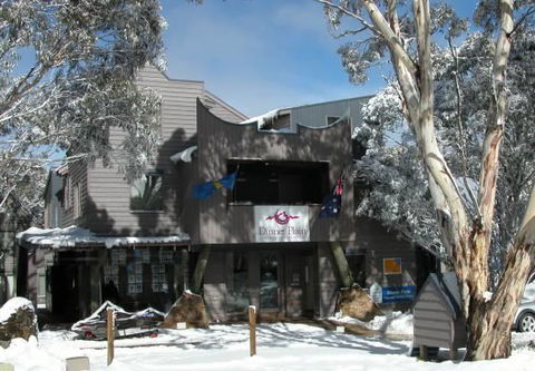 Merlot - Kalgoorlie Accommodation 0