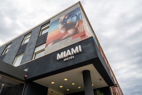 Miami Hotel Melbourne - Kalgoorlie Accommodation 0