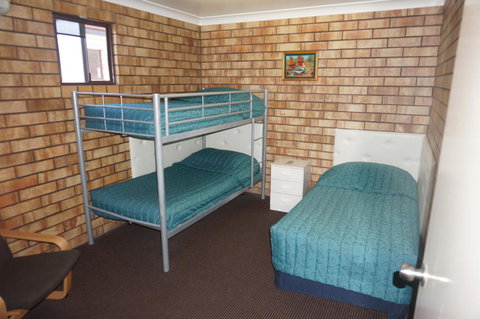 Miles Outback Motel - Kalgoorlie Accommodation 1