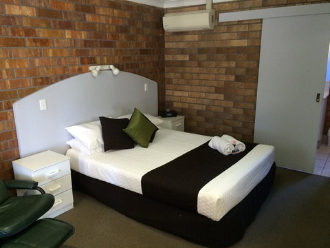 Miles Outback Motel - Kalgoorlie Accommodation 0