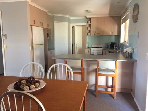Mint Accommodation - Bridget & Rachel - Kalgoorlie Accommodation 3