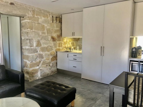 Miramar - Kalgoorlie Accommodation 1