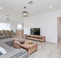 Modern and Spacious home near Curtin University - Kalgoorlie Accommodation