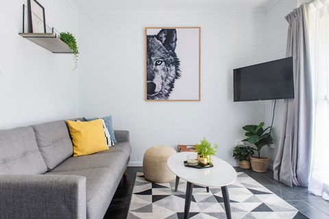 Modern Beach Front Apartment - Kalgoorlie Accommodation 1