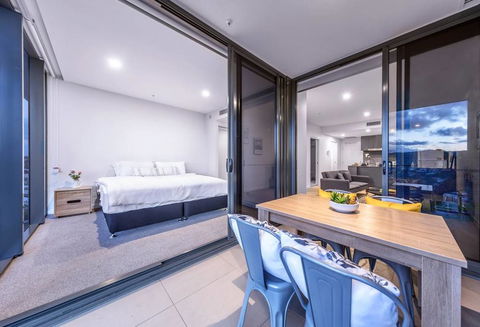 Modern, Carefree Living Style APT In Toowong&View - Kalgoorlie Accommodation 2