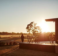 Moodemere Lake House - Kalgoorlie Accommodation