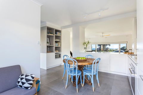 Mornington Beach Vibes - Kalgoorlie Accommodation 3