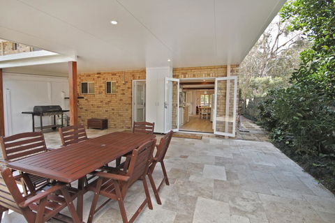 Mudjimba Sands, Mudjimba, Pet Friendly, BOND 500, LINEN INCLUDED, WIFI - Kalgoorlie Accommodation 1