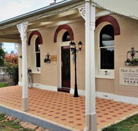 Must Love Dogs BB  Self Contained Cottage - Kalgoorlie Accommodation