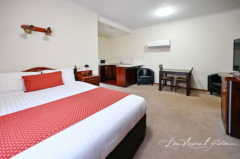 Narrandera Club Motor Inn - Kalgoorlie Accommodation 3