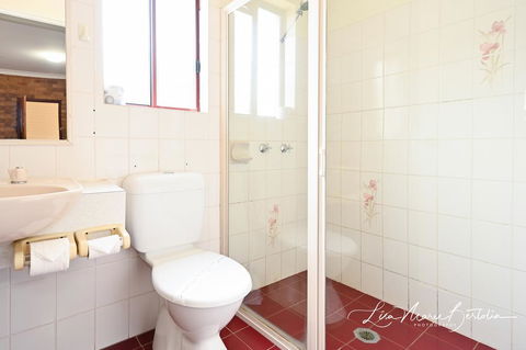 Narrandera Club Motor Inn - Kalgoorlie Accommodation 1