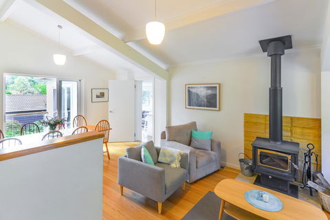 NATURE LOVERS DREAM // FIREPLACE //ACCESS TO HIKES - Kalgoorlie Accommodation 1
