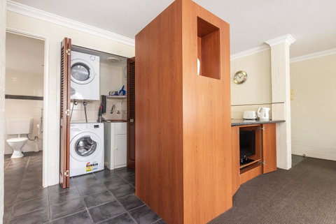 Subiaco Village 20 - Kalgoorlie Accommodation 10