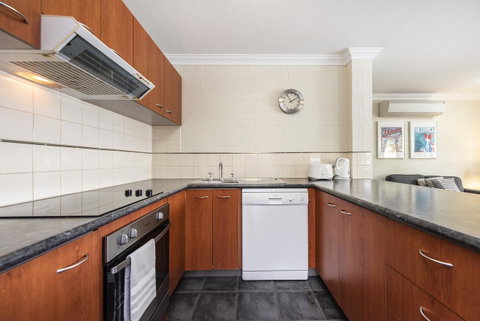 Subiaco Village 20 - Kalgoorlie Accommodation 8
