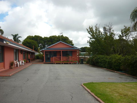 Albany Apartments - Kalgoorlie Accommodation 8