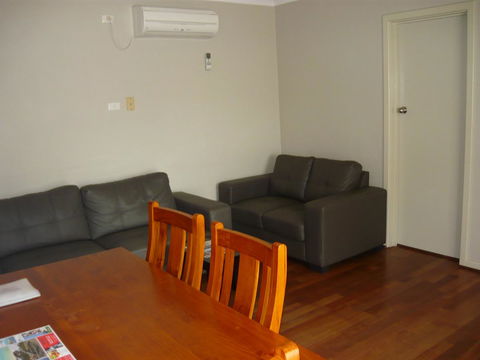 Albany Apartments - Kalgoorlie Accommodation 11