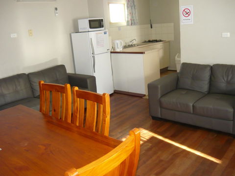 Albany Apartments - Kalgoorlie Accommodation 3