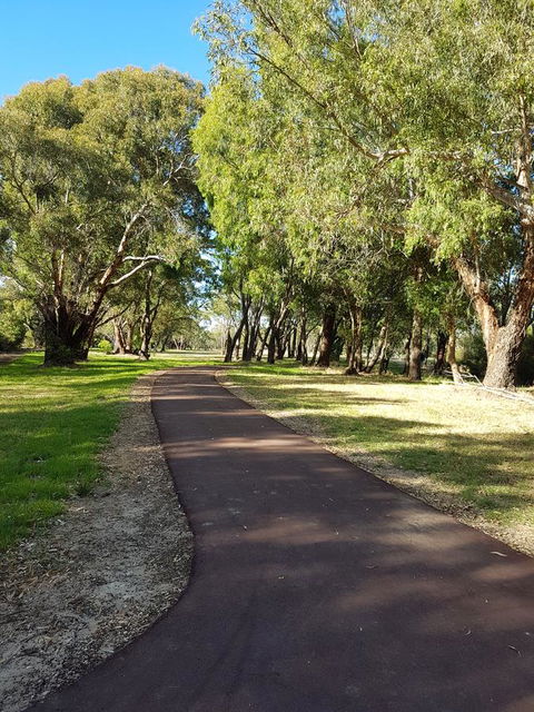 Jacaranda Hideaway Bed & Breakfast - Kalgoorlie Accommodation 21