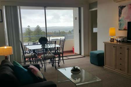 High Tor - Kalgoorlie Accommodation 11