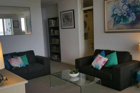 High Tor - Kalgoorlie Accommodation 14